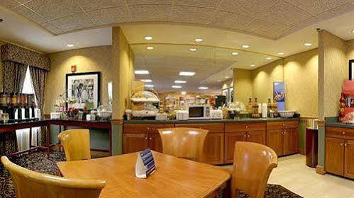 Hampton Hotel 3*